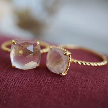 Вдохновленный дизайн, розовые квадратные обручальные кольца с гранями из лонжерона, золотой витой узор, легкие роскошные ювелирные изделия-шармы